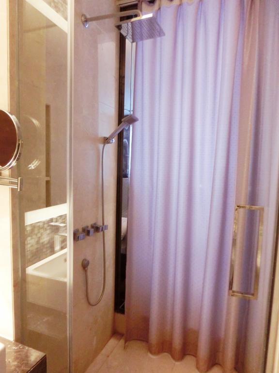 Estay Residence • Poly Central Pivot Canton Camera foto