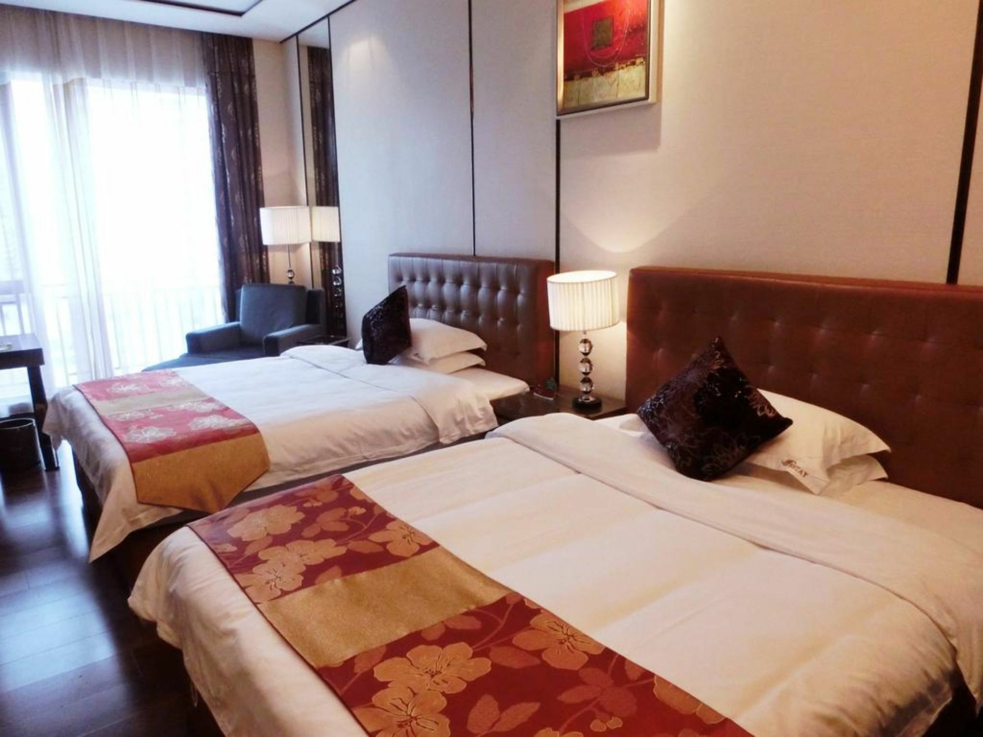 Estay Residence • Poly Central Pivot Canton Esterno foto